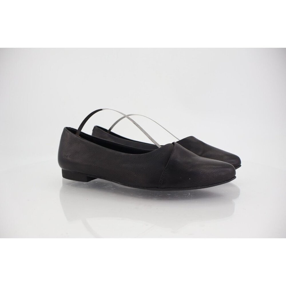 Born Women's Loafer Size 8.5 Flats Slip On Black Vegan Shoe Comfy Pointed